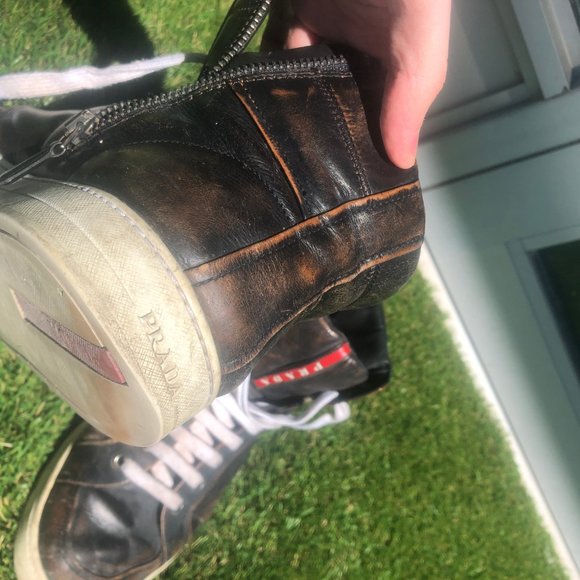 High top leather Prada retro sneakers - Picture 2 of 4